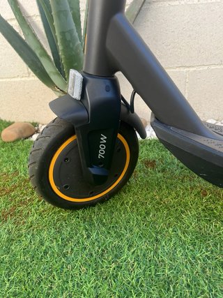 Patinete Eléctrico Cecotec Bongo connectedM30/700W