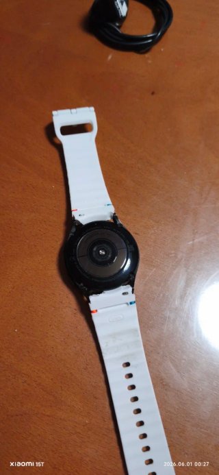 Samsung Galaxy Watch 4 Nero/Bianco