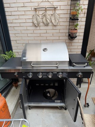 Barbacoa Gas 4 quemadores + Grill
