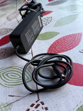 Cargador Patinete Eléctrico Xiaomi
