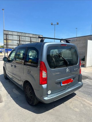Citroen Berlingo 2011, 230.000 km. No negosiable.