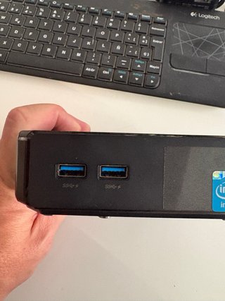 Ordenador Asus Chromebox CN60 y Teclado