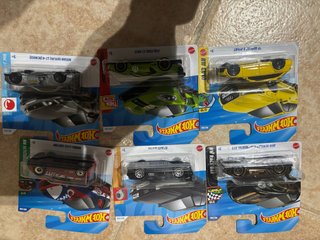 Lote 6 Hot Wheels: Nissan, Ford, Audi, Bentley, Ho