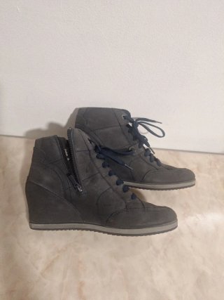 Botines Geox grises
