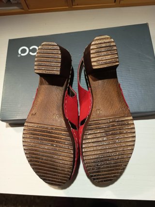 Sandalias rojas mujer
