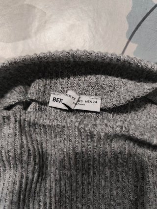 Conjunto Bershka lanilla gris