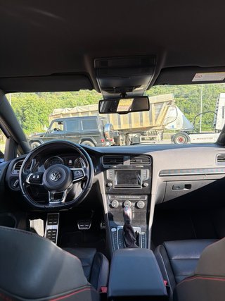 Volkswagen Golf 7 GTI 300CV  ACEPTO CAMBIOS