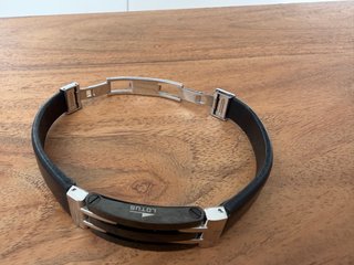 Pulsera Lotus Acero y Piel Hombre