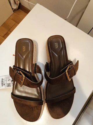 Sandalias Zara Cuña Marrón Talla 41