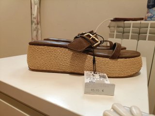 Sandalias Zara Cuña Marrón Talla 41