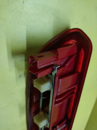 TERCERA LUZ FRENO PEUGEOT 30SW FAMILIAR 6350Q2