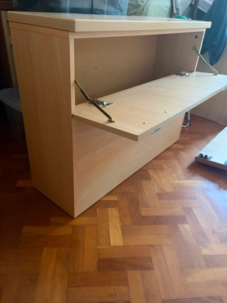 Set de muebles de habitación (cama + escritorio).
