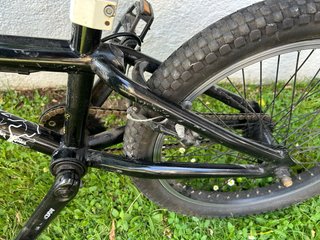 Bicicleta BMX Monty Negra y Blanca