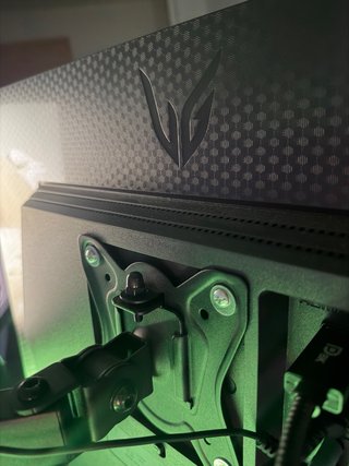 LG UltraGear 27’ 200Hz Monitor