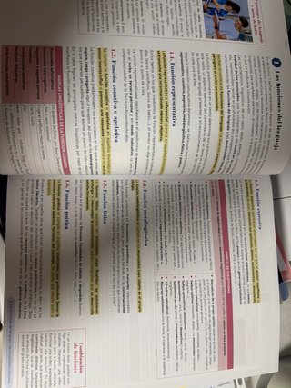 Lengua castellana y literatura II. Libro del es...