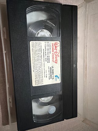 La Dama y el Vagabundo VHS Disney Español