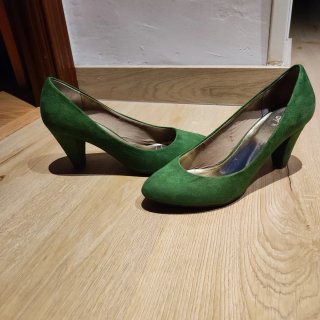 Zapatos de salón Zara verdes talla 39