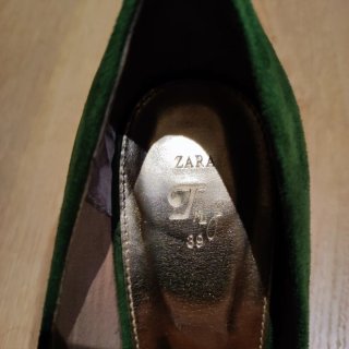 Zapatos de salón Zara verdes talla 39