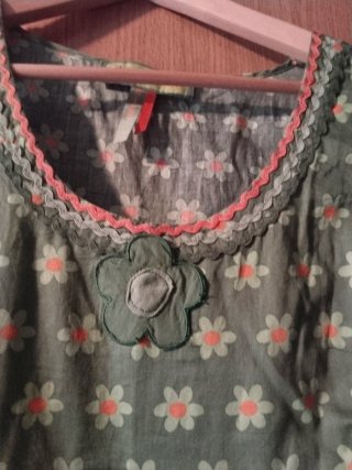 Vestido verde estampado flores