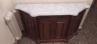 Mueble recibidor madera y mármol