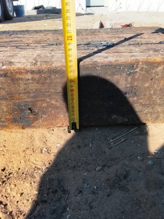 Vigas de tren de madera