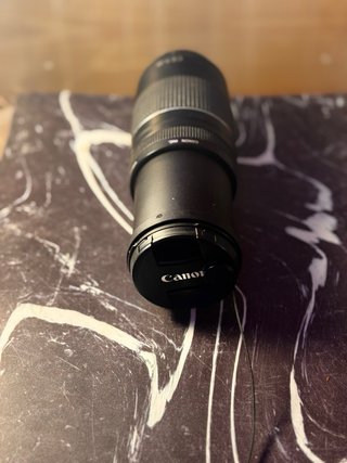Canon EOS 1100D + 2 objetivos