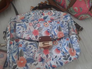 Lote de bolsos y monederos