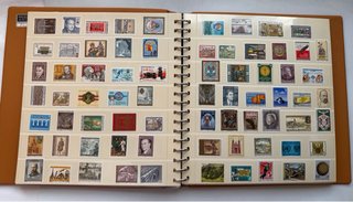 Álbum Sellos Austria y Naciones Unidas Nuevos MNH
