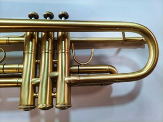 Trompeta Bach Stradivarius 43 Lacado Mate