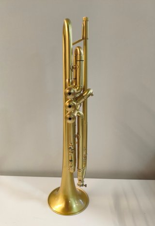 Trompeta Bach Stradivarius 43 Lacado Mate