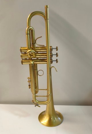 Trompeta Bach Stradivarius 43 Lacado Mate