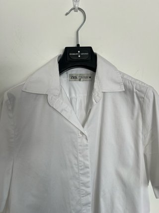 Camisa Zara blanca manga corta