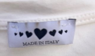 Camiseta blanca talla única con mangas volantes