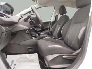 Peugeot 208 2013 125.000 km