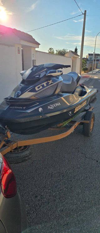 Moto de agua Sea-Doo GTX IS 260 CV