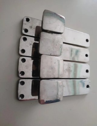 Lote 4 tiradores de metal cromados