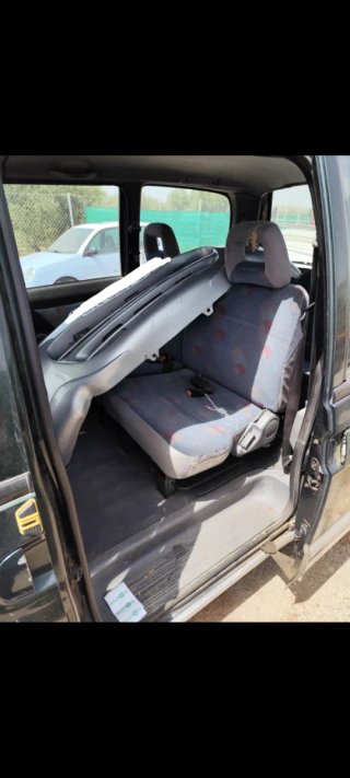 REPOSACABEZAS NISSAN SERENA