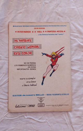 SHAZAM 8 y 11 Vértice Comics
