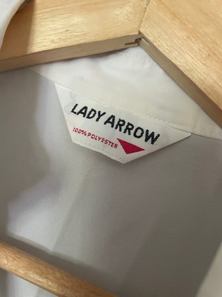Blusa vintage Lady Arrow blanca con encaje