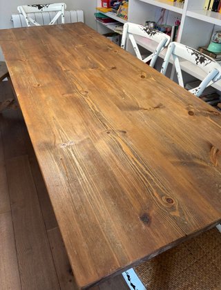 Tavolo da pranzo in legno rustico