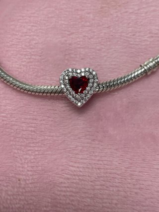 Charm Corazón Rojo con circonitas