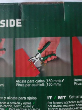 SET DE SACABOCADOS Y ALICATES PARA OJALES