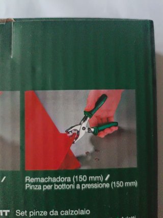 SET DE SACABOCADOS Y ALICATES PARA OJALES
