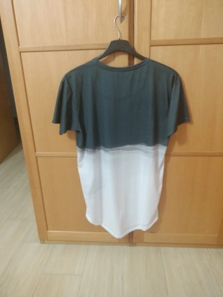 Camiseta SikSilk Gris y Blanca Talla L