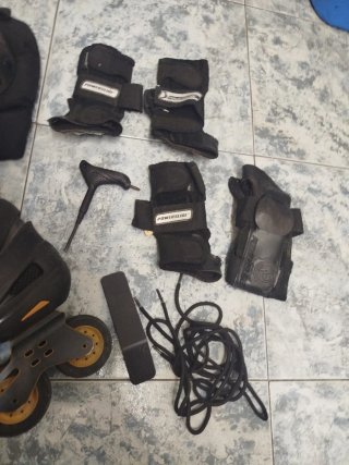 Pack Patines + Protecciones y Herramienta