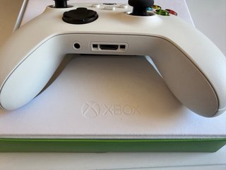 Mando Xbox Robot White