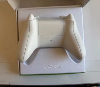 Mando Xbox Robot White