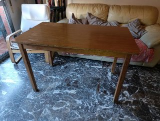 Mesa camilla cristal y fundas cojines