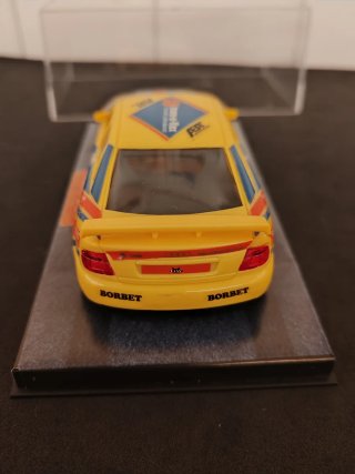 Coche Scalextric Ninco D1 18 Amarillo