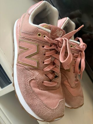 Zapatillas New Balance 574 Rosa y Dorado